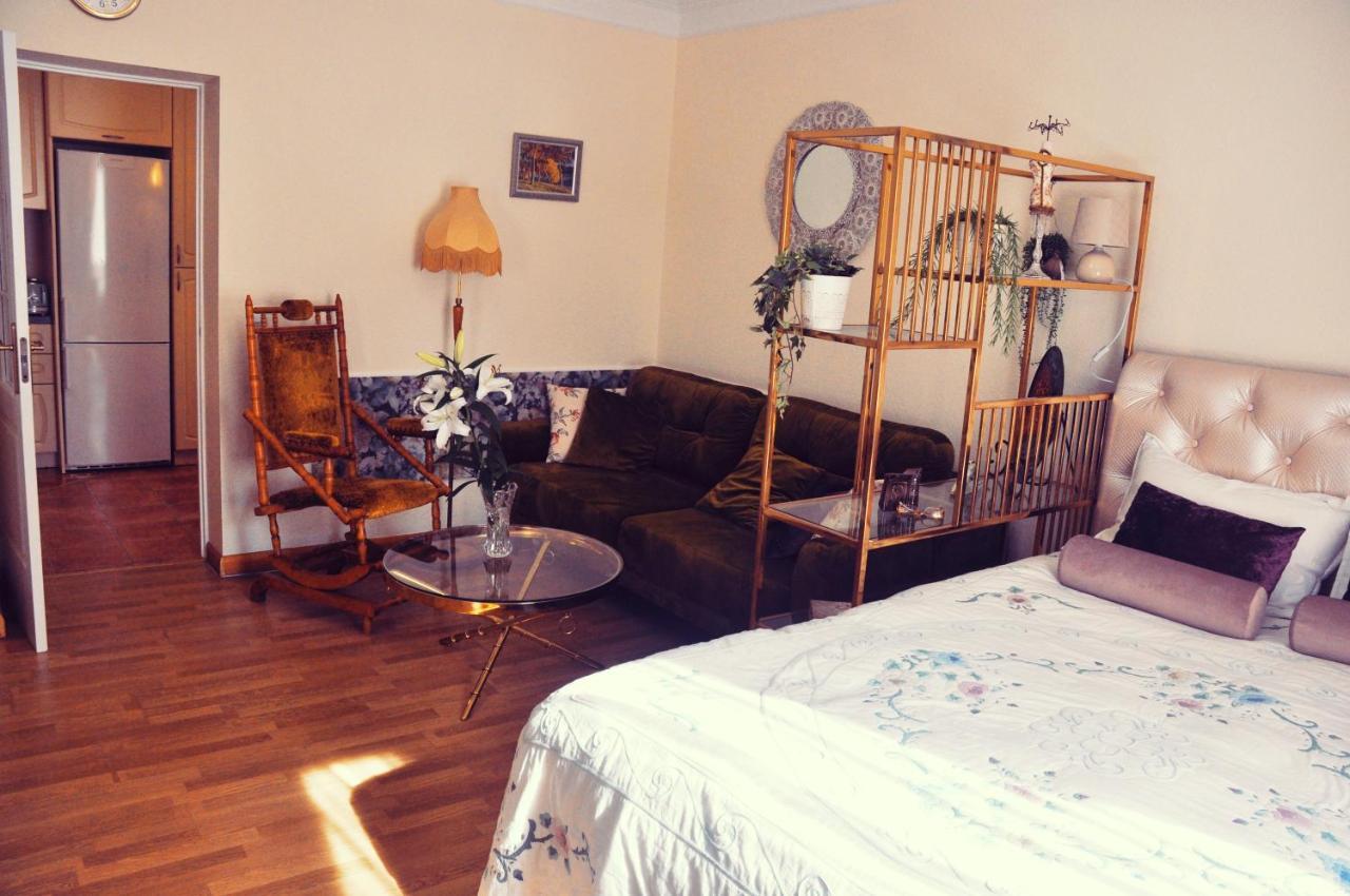 Ferienwohnung La Boheme - The Magic Of Riga & Free Parking Exterior foto