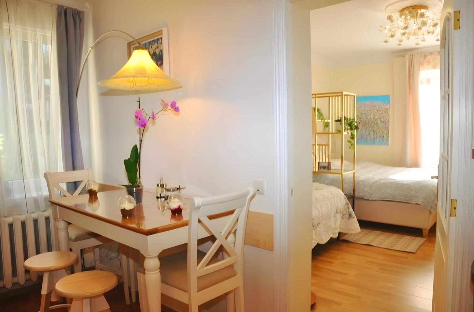 Ferienwohnung La Boheme - The Magic Of Riga & Free Parking Exterior foto