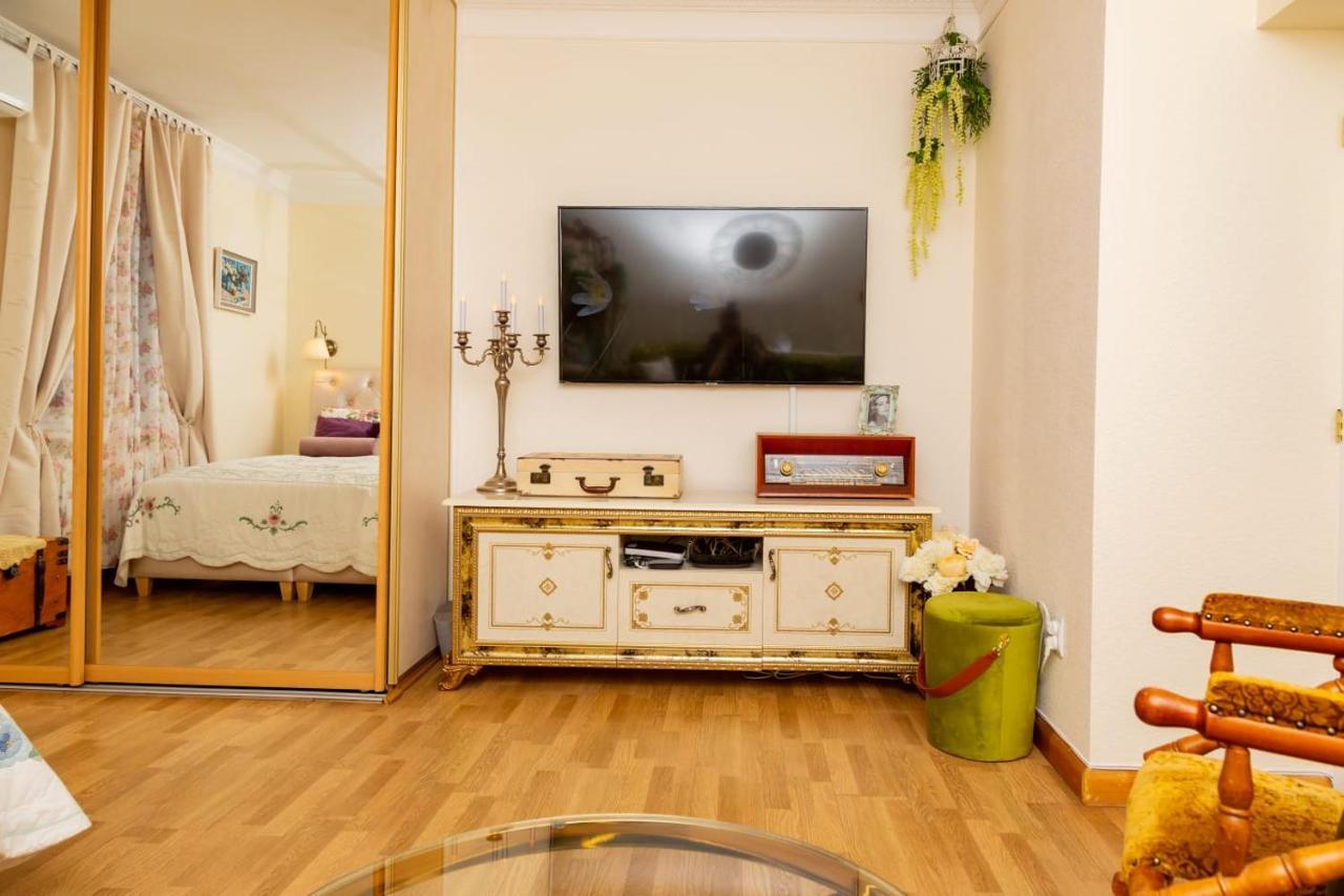 Ferienwohnung La Boheme - The Magic Of Riga & Free Parking Exterior foto